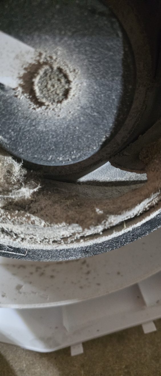 Dust built up inside an MEV extract unit